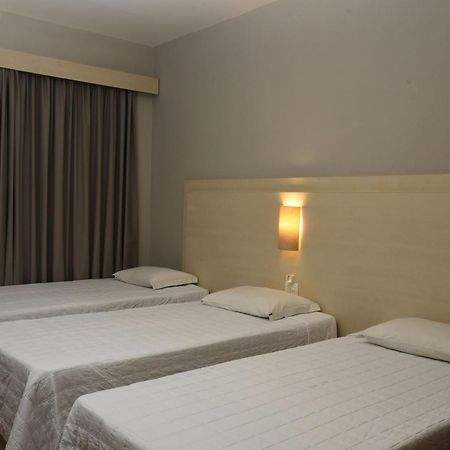 Golden Blue Hotel Londrina Cameră foto